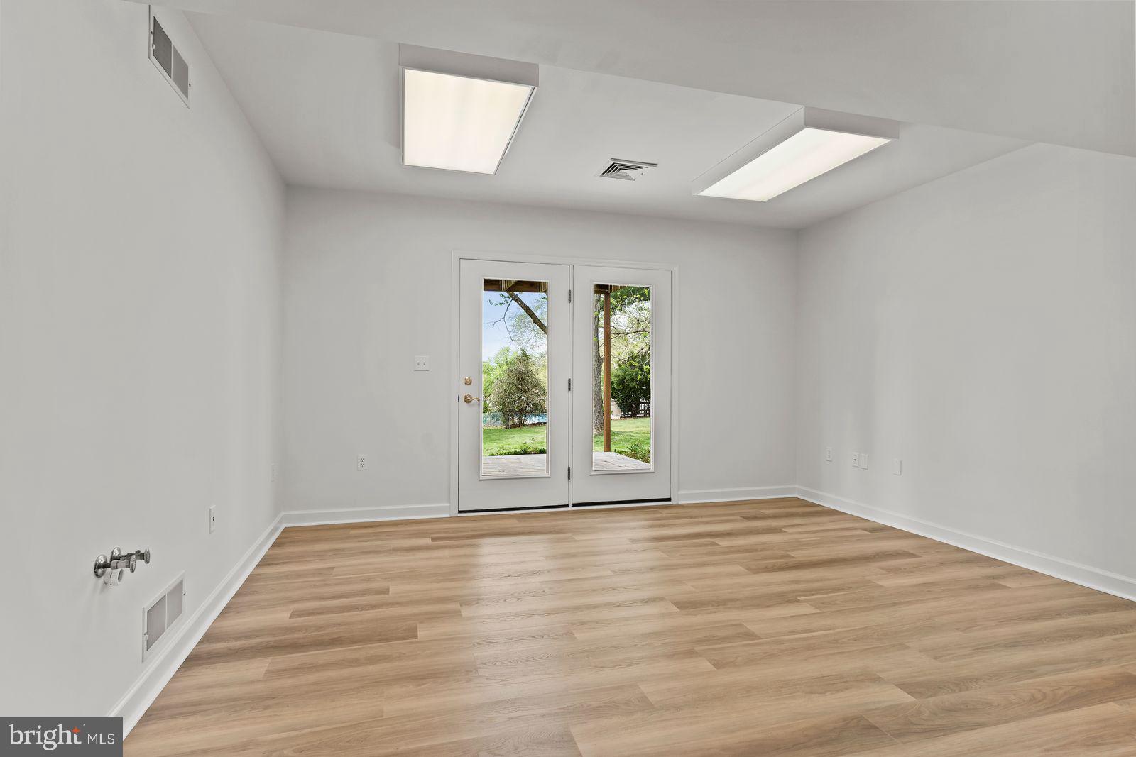 119 Chester Road Enola, PA 17025 - Photo 23 of 39 Flex Room