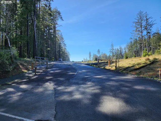 $249,000 | Hubbard Lane, Unit 5, Port Orford, OR 97465