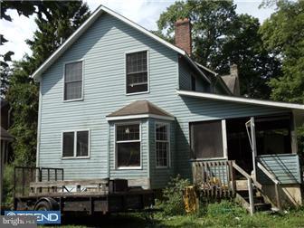 932 Old Bethlehem Road Quakertown, PA 18951 - Photo 2 of 6 Exterior Back