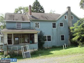 932 Old Bethlehem Road Quakertown, PA 18951 - Photo 3 of 6 Exterior Side