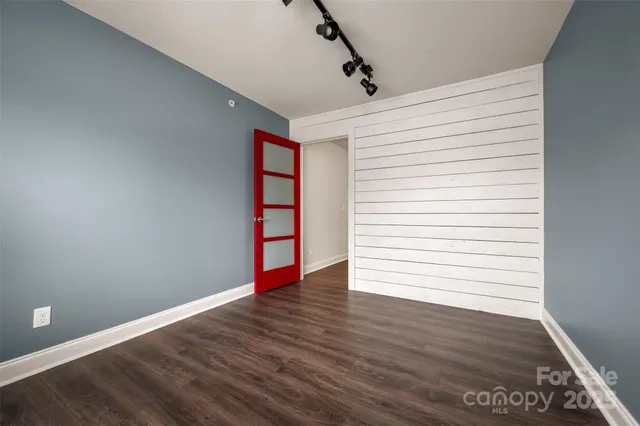 $239,500 | 20 Foxden Drive, Unit 301, Fletcher, NC 28732