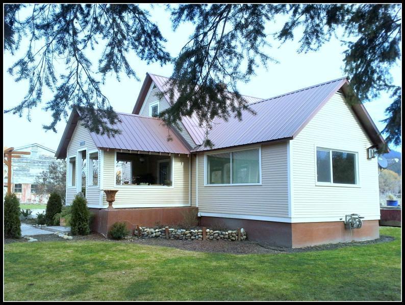 2238 Cozy Nook Road Chewelah, WA 99109 - Photo 1 of 20 Gallery Image 1