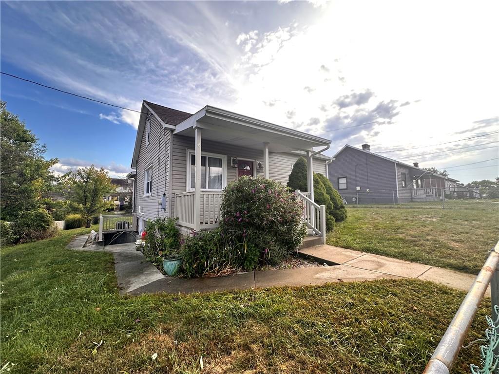 40 2nd Street Lawrence, PA 15055 - Photo 15 of 15 a front view of a house with garden