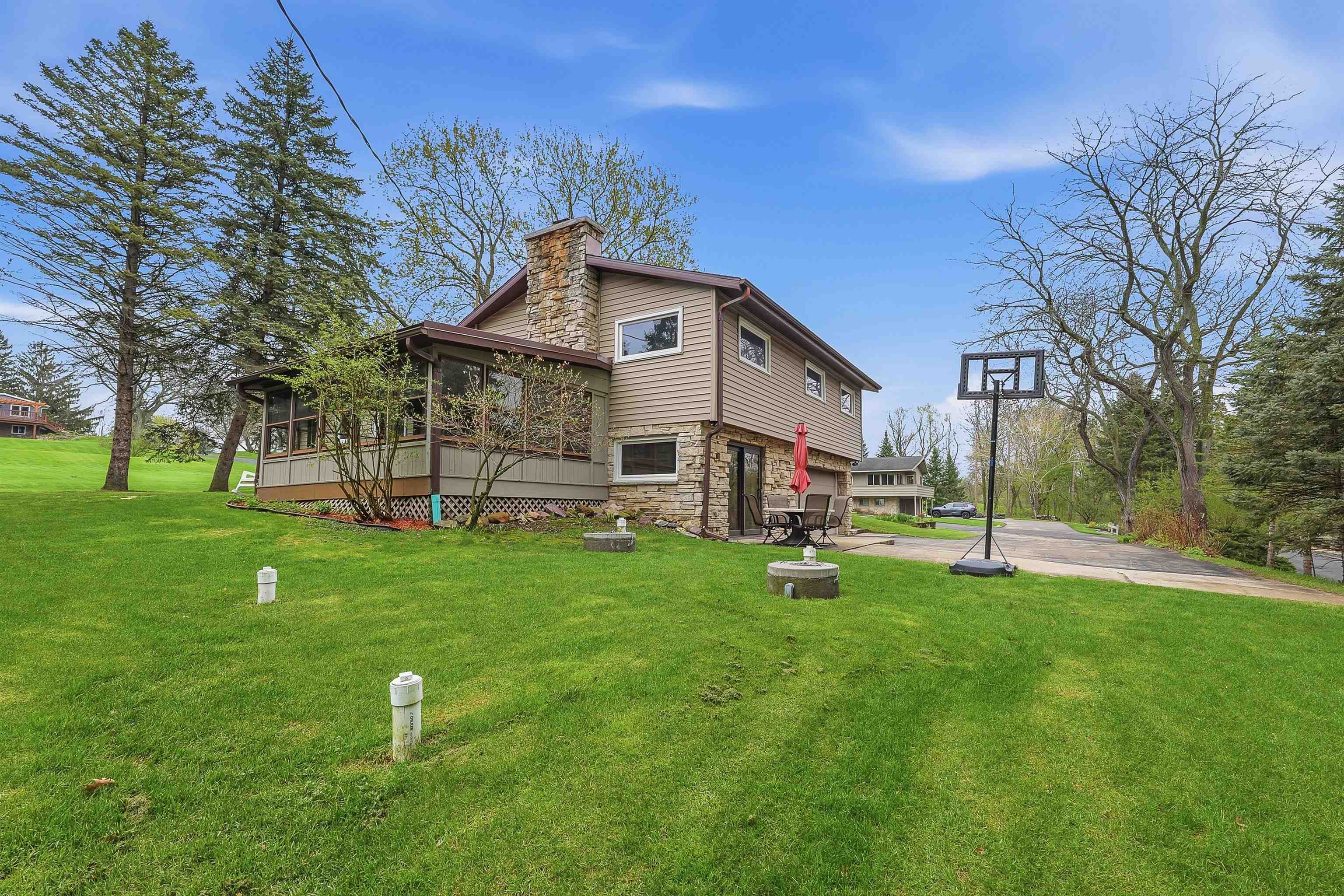 W13851 Skyline Circle Ripon, WI 54971 - Photo 29 of 32