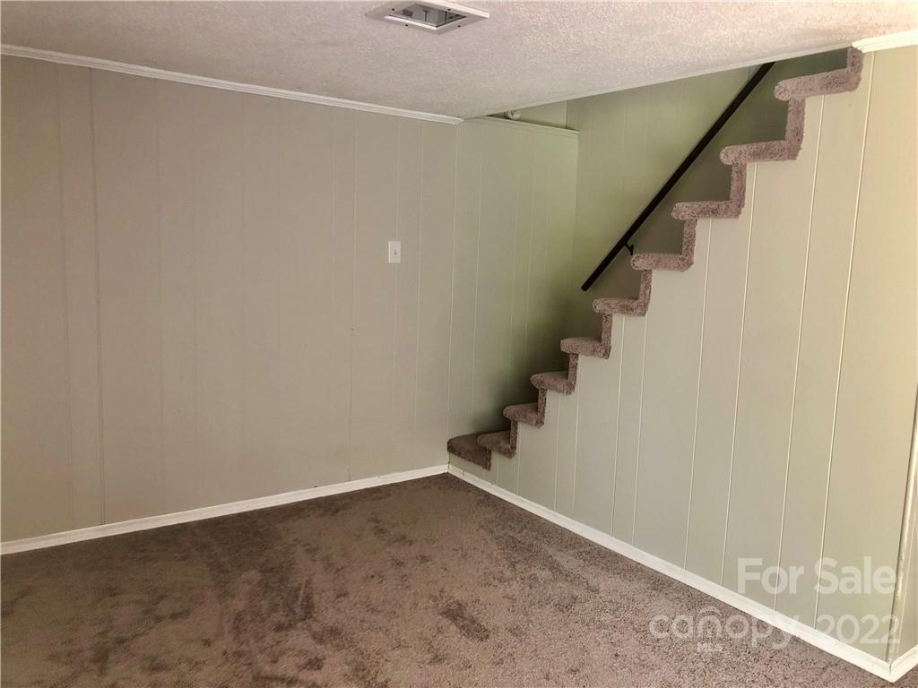 142 Koontz Road Mocksville, NC 27028 - Photo 19 of 47 a view of entryway