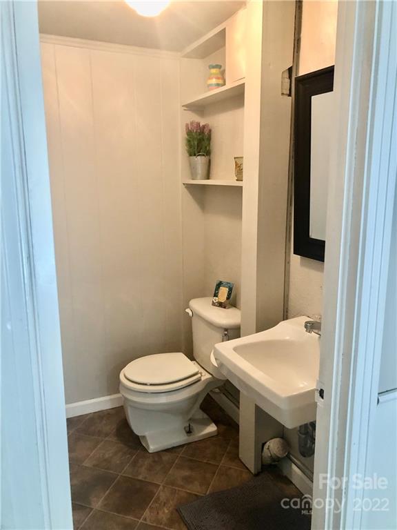 142 Koontz Road Mocksville, NC 27028 - Photo 23 of 47 a bathroom with a sink and a toilet