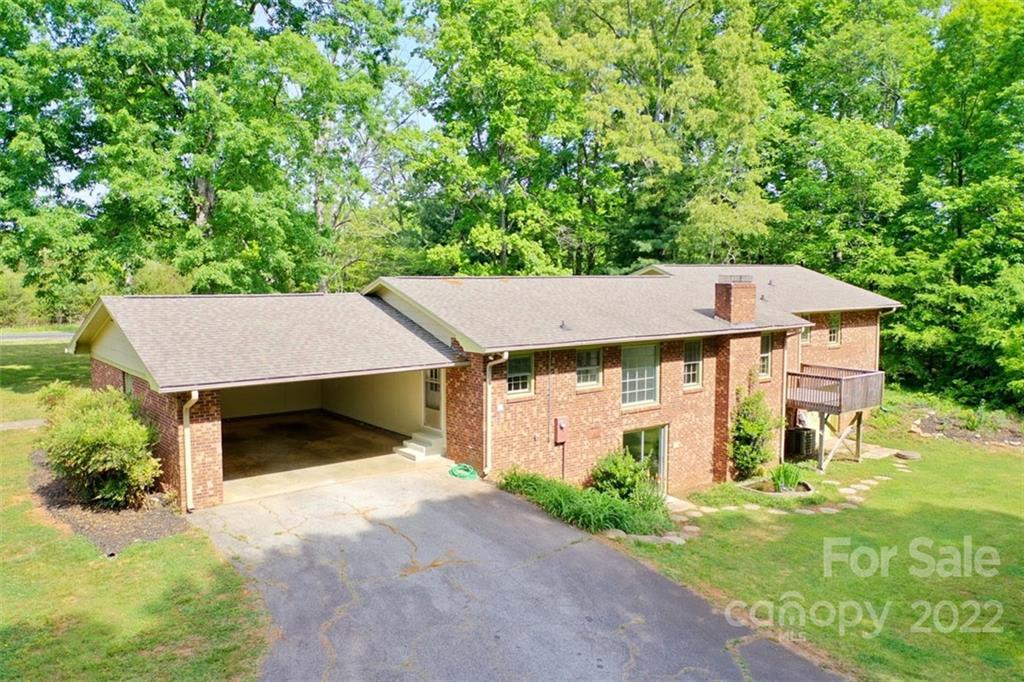 142 Koontz Road Mocksville, NC 27028 - Photo 44 of 47 front view of a house with a yard
