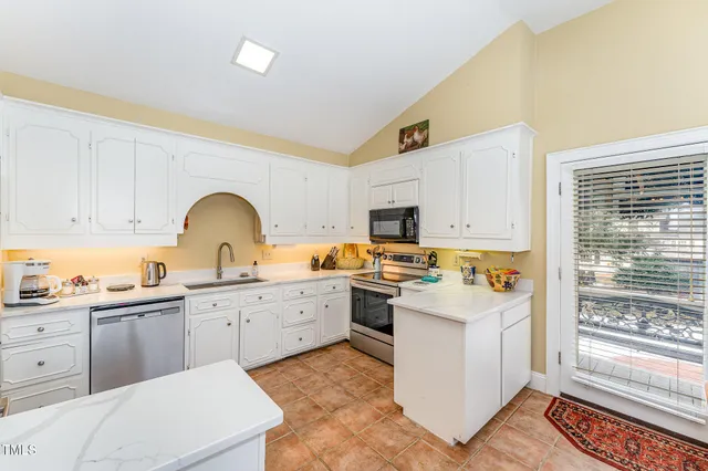 $995,000 | 110 East Orange Street, Hillsborough, NC 27278