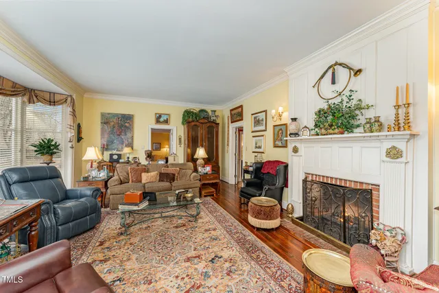 $995,000 | 110 East Orange Street, Hillsborough, NC 27278