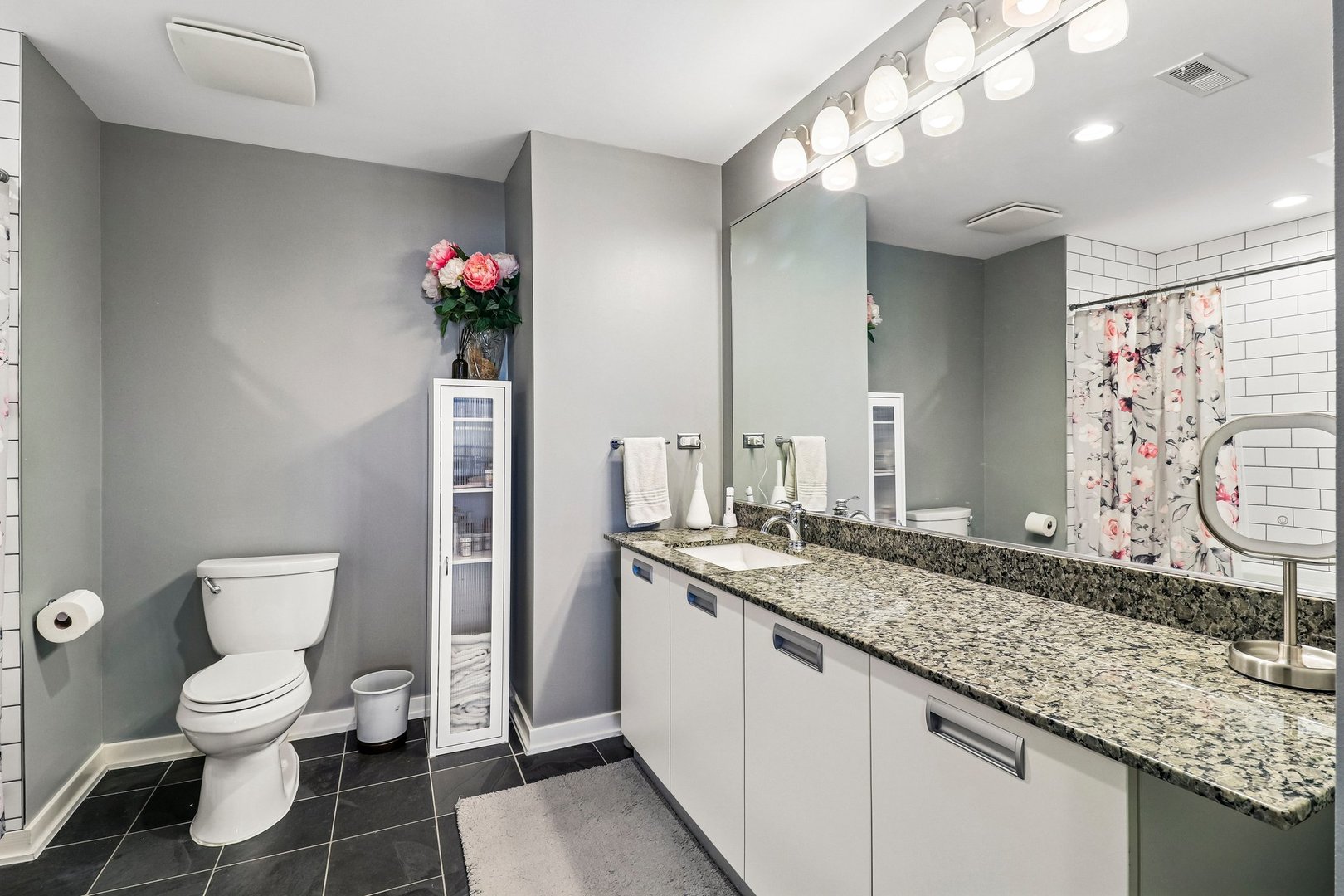 5430 North Sheridan Road, Unit 504 Chicago, IL 60640 - Photo 29 of 39 Gallery Image 29