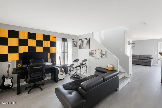 $3,500 | 40345 Pantano Road, Palmdale, CA 93550