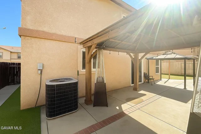 $3,500 | 40345 Pantano Road, Palmdale, CA 93550