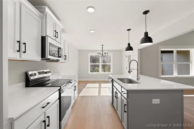 $384,900 | 1042 Dunbarton Way, Unit LOT 210, Georgetown, IN 47122