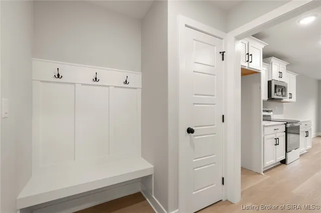 $384,900 | 1042 Dunbarton Way, Unit LOT 210, Georgetown, IN 47122