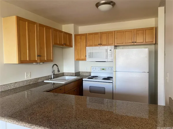 $2,000 | 55 South Kukui Street, Unit D904, Honolulu, HI 96817