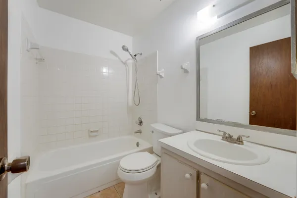 $300,000 | 126 Sherwood Circle, Unit 12D, Jupiter, FL 33458