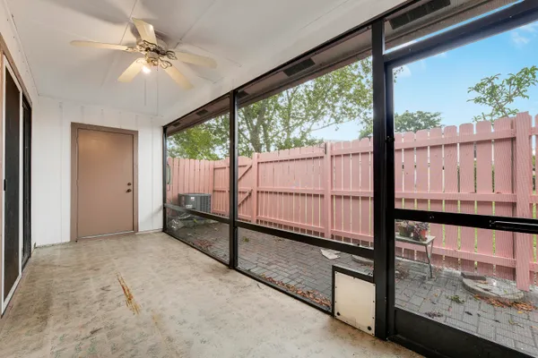 $300,000 | 126 Sherwood Circle, Unit 12D, Jupiter, FL 33458