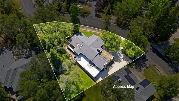 $765,000 | 13895 Strawberry Circle, Penn Valley, CA 95946