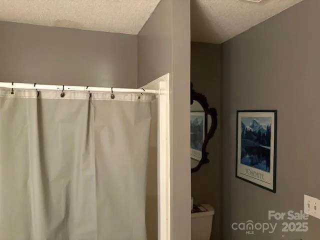 a view of walk in closet