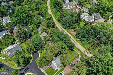 $679,000 | 4 East Lodges Lane, Bala Cynwyd, PA 19004
