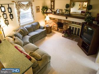 136 Coopers Kill Road Delran, NJ 08075 - Photo 6 of 6 Family Room
