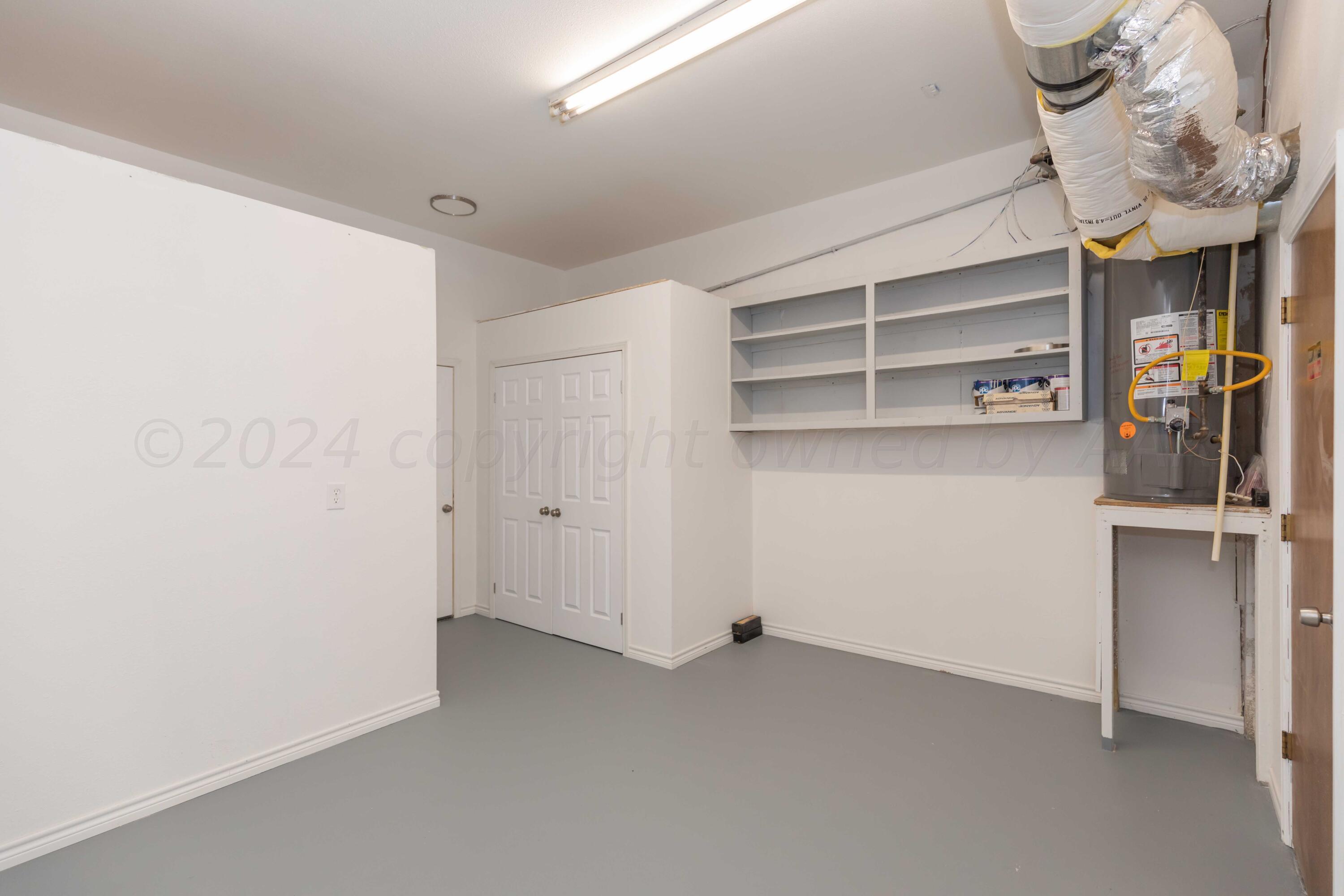 1800 West McCormick Road Amarillo, TX 79118 - Photo 46 of 92 MUD ROOM VIEW 1