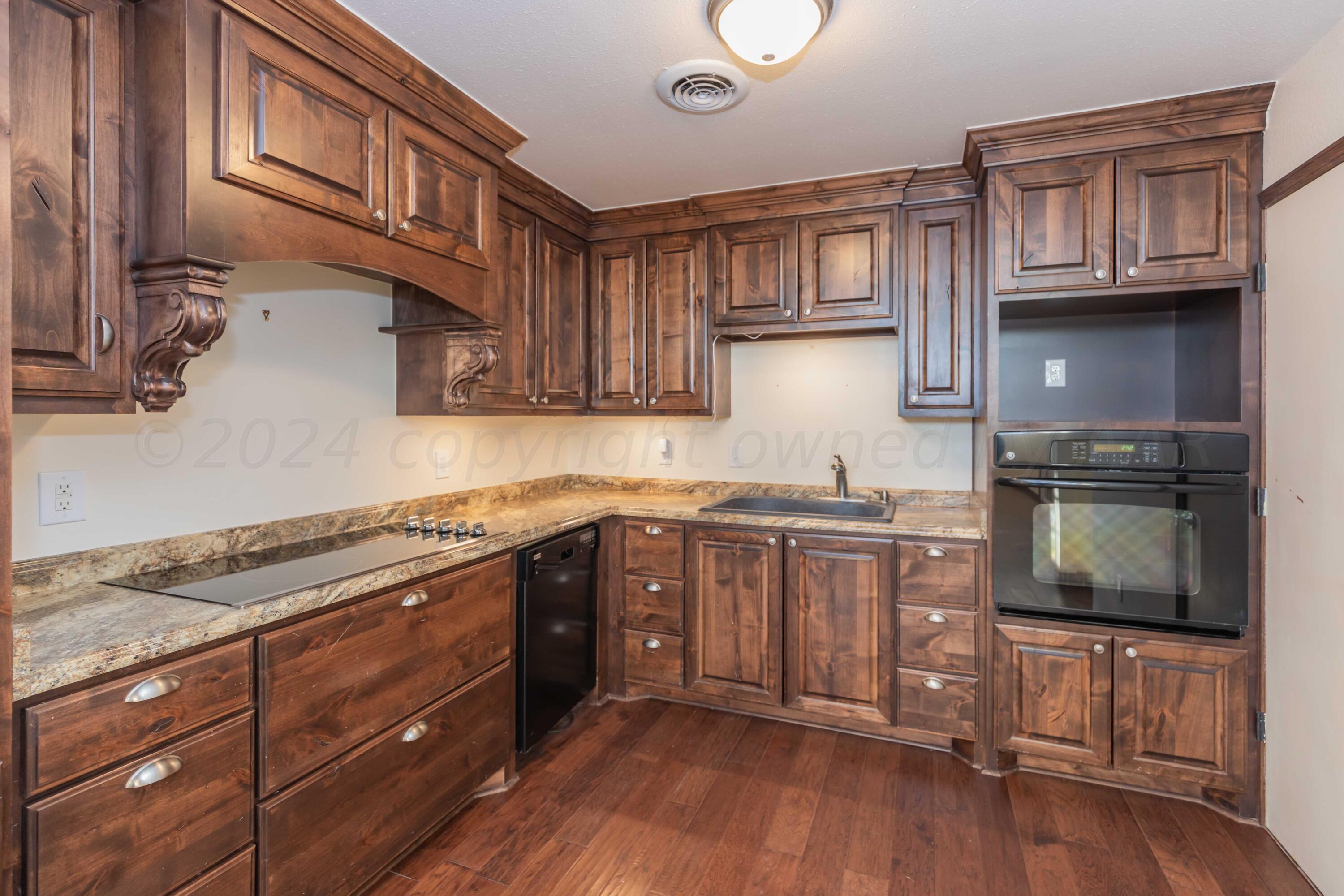 1800 West McCormick Road Amarillo, TX 79118 - Photo 10 of 92 KITCHEN VIEW 3