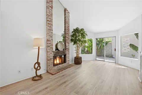 $1,099,000 | 22 La Costa Court, Laguna Beach, CA 92651