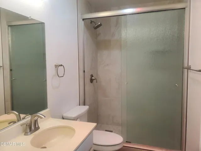 $2,995 | 6525 Twin Cir Lane, Unit 2, Simi Valley, CA 93063