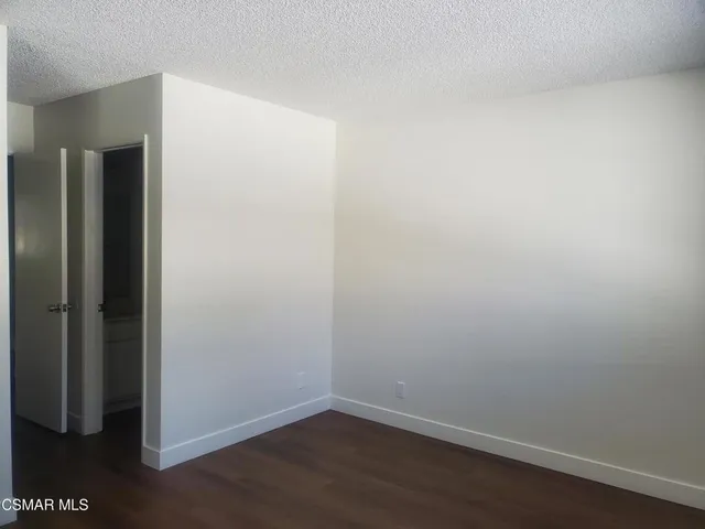 $2,995 | 6525 Twin Cir Lane, Unit 2, Simi Valley, CA 93063