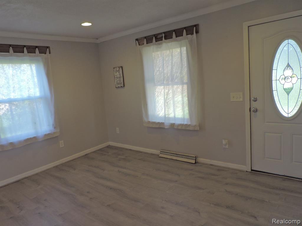8220 Duffield Road Gaines, MI 48436 - Photo 4 of 31