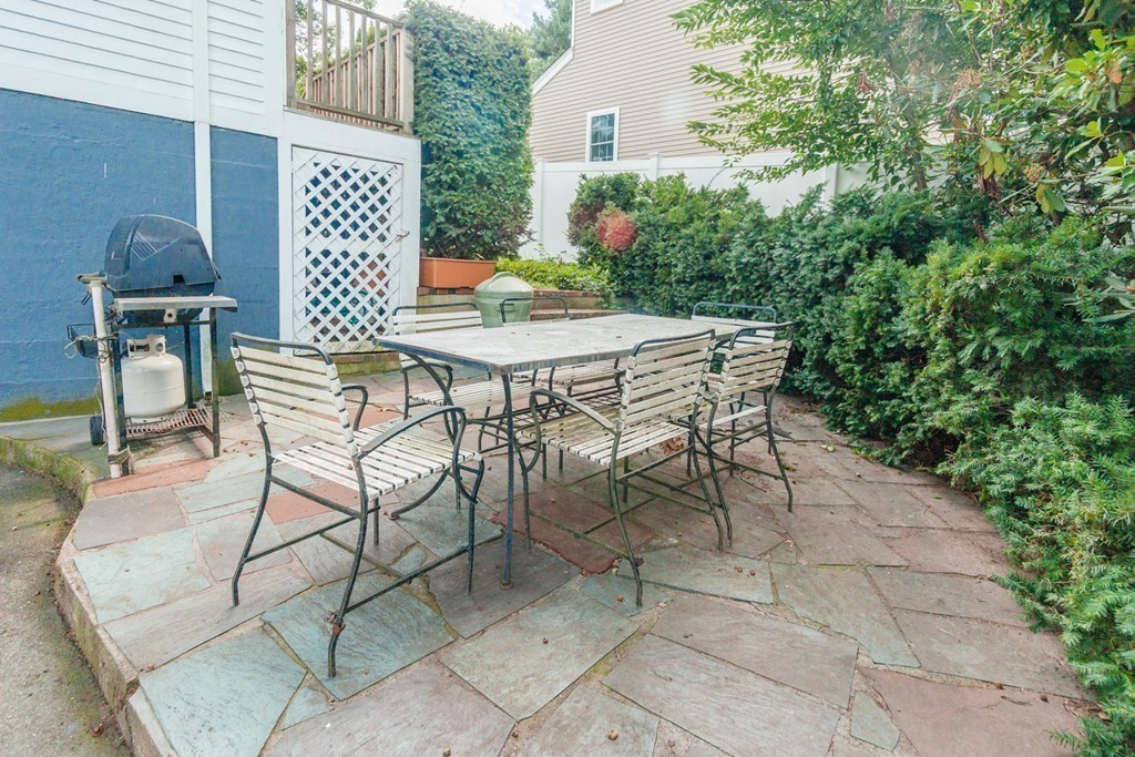 11 Paul Revere Road Needham, MA 02494 - Photo 21 of 23 Gallery Image 21