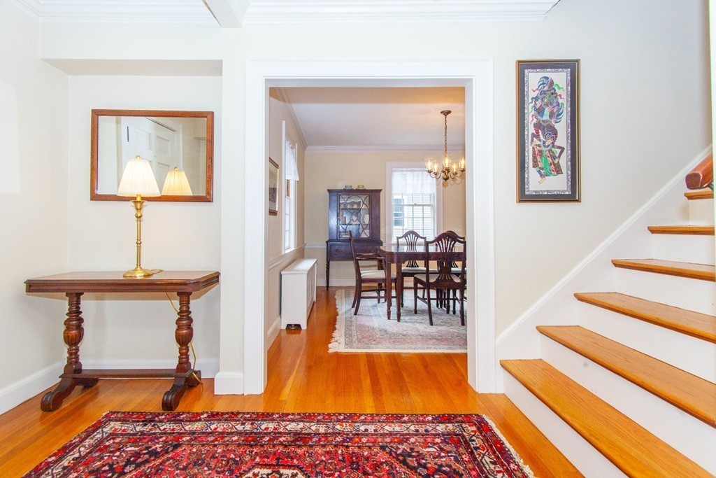 11 Paul Revere Road Needham, MA 02494 - Photo 3 of 23 Gallery Image 3