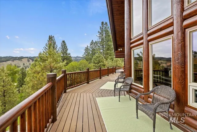 $1,425,000 | 25 Bobcat Court, Garden Valley, ID 83622