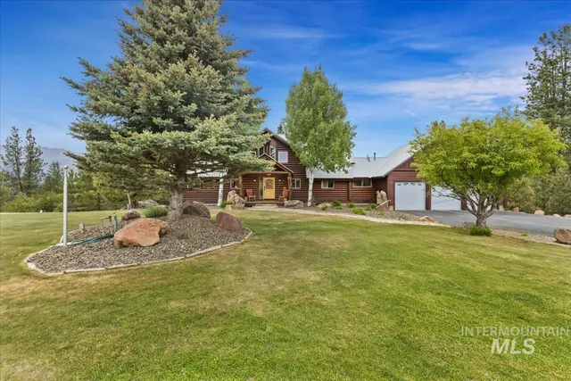 $1,425,000 | 25 Bobcat Court, Garden Valley, ID 83622