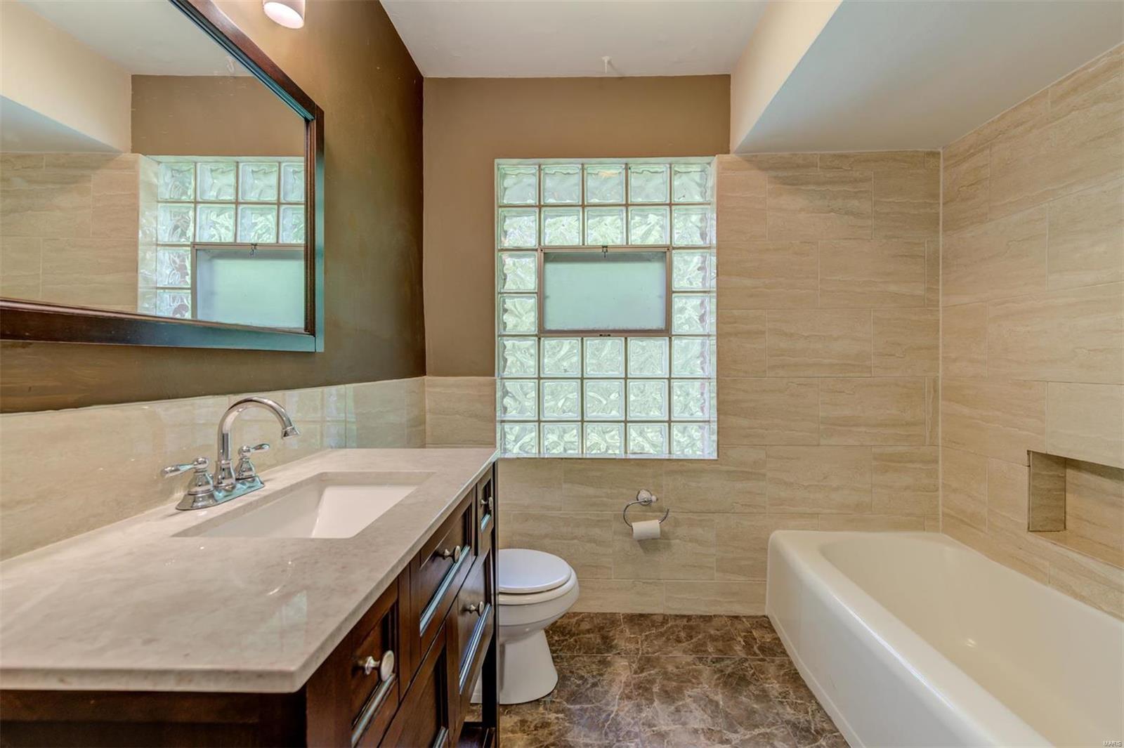 926 Schulte Road St. Louis, MO 63146 - Photo 18 of 41 Gallery Image 18