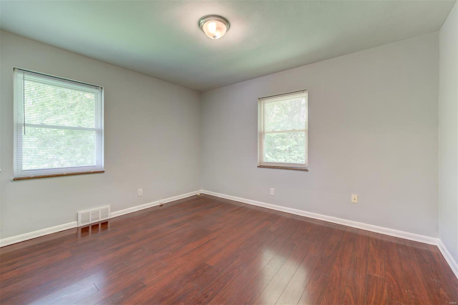 926 Schulte Road St. Louis, MO 63146 - Photo 19 of 41 Gallery Image 19