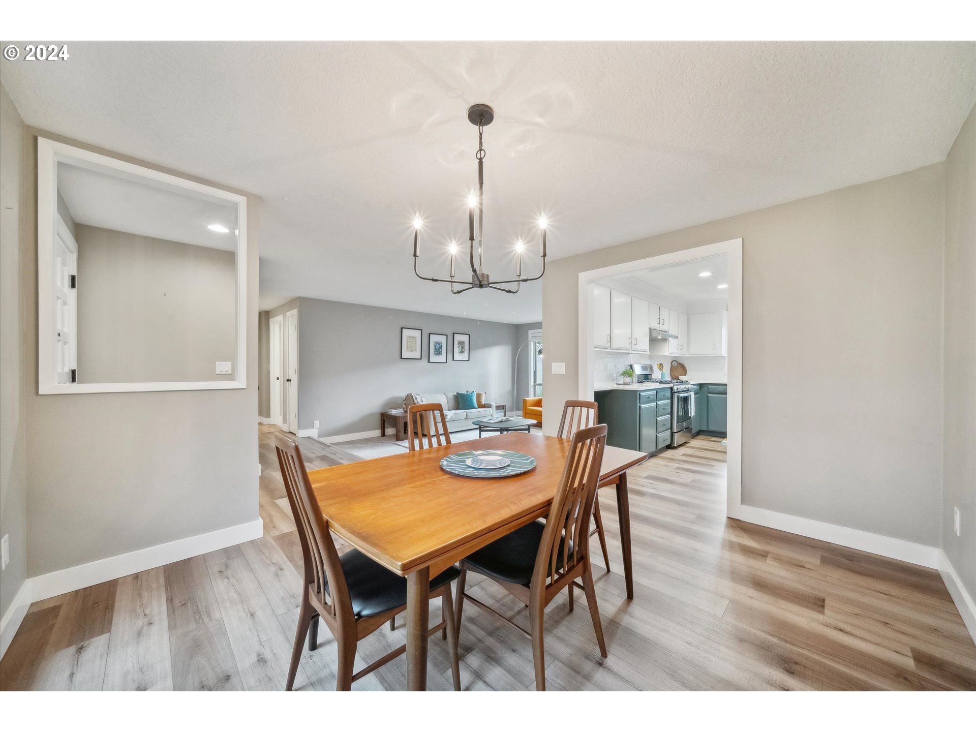 8910 Southwest Arapaho Road Tualatin, OR 97062 - Photo 15 of 32 Gallery Image 15