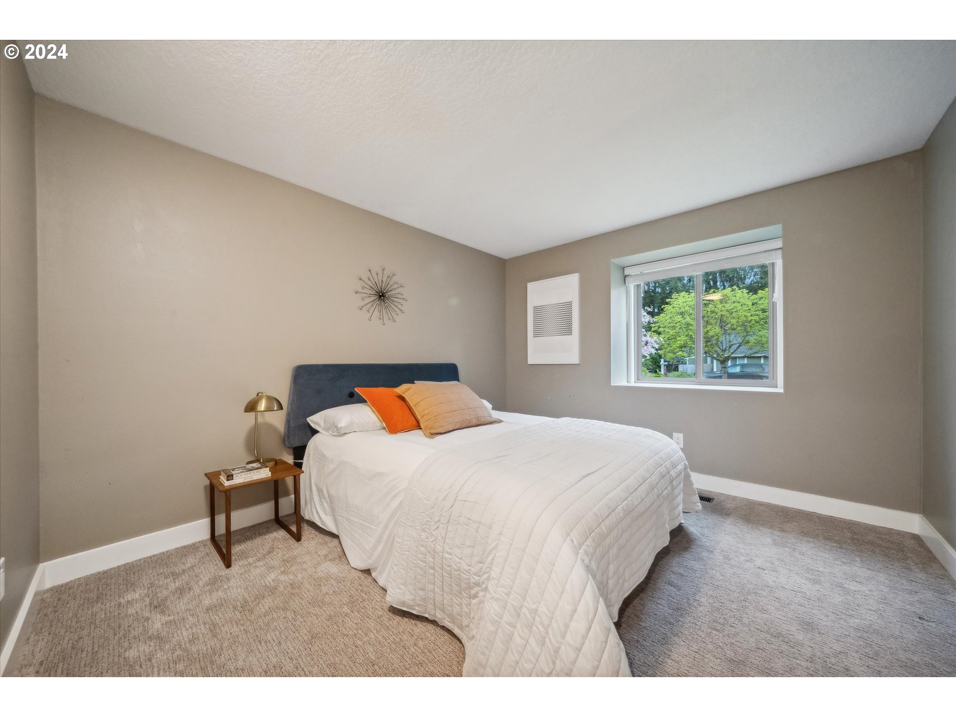 8910 Southwest Arapaho Road Tualatin, OR 97062 - Photo 23 of 32 Gallery Image 23
