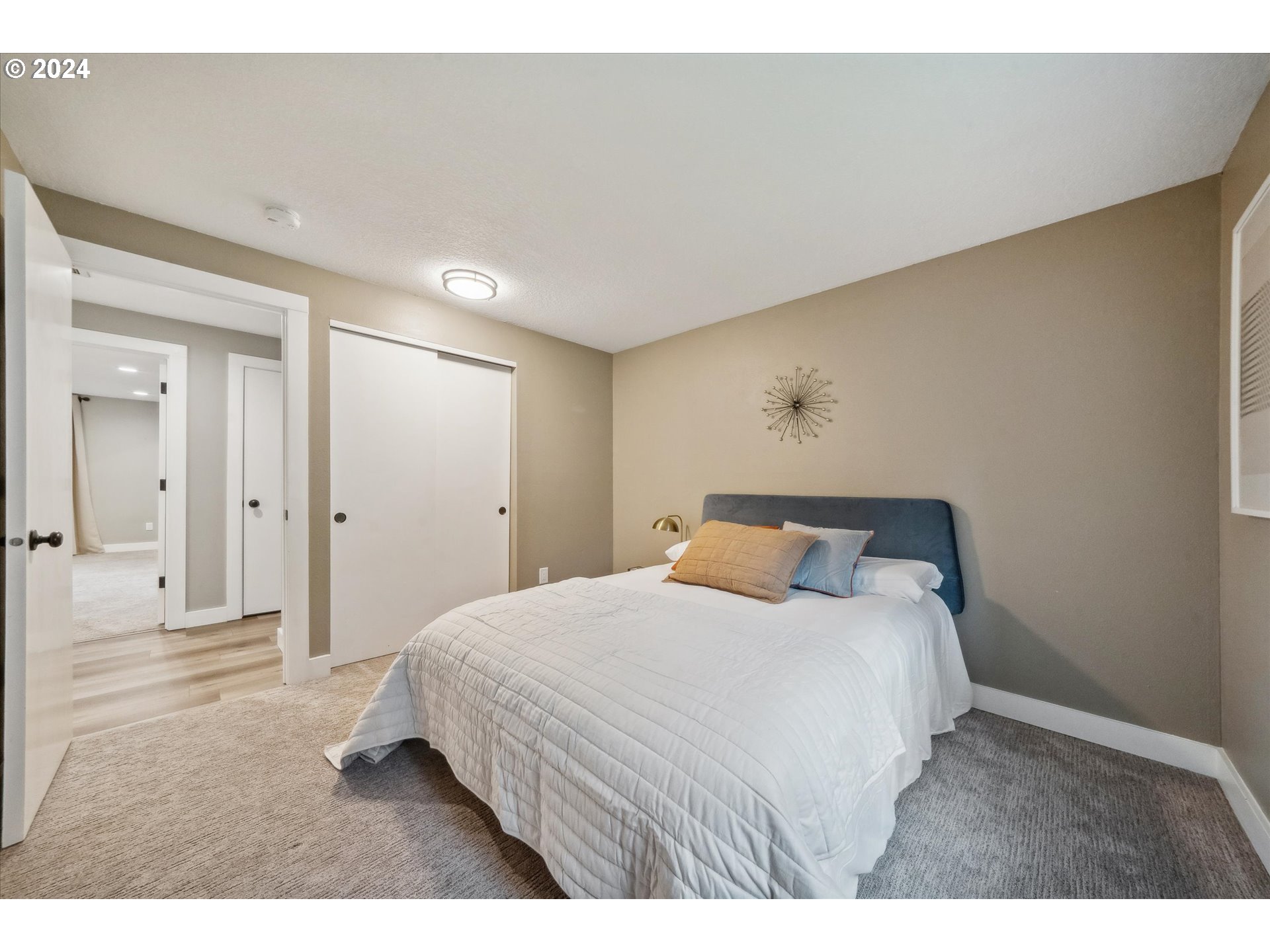 8910 Southwest Arapaho Road Tualatin, OR 97062 - Photo 24 of 32 Gallery Image 24