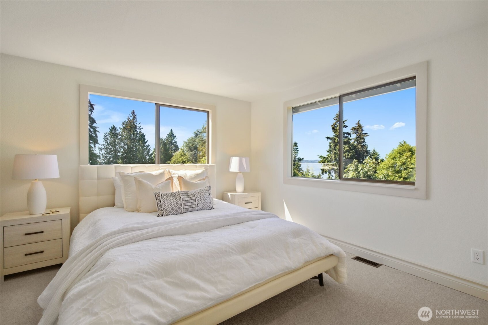 9100 Olympic View Drive Edmonds, WA 98026 - Photo 14 of 33