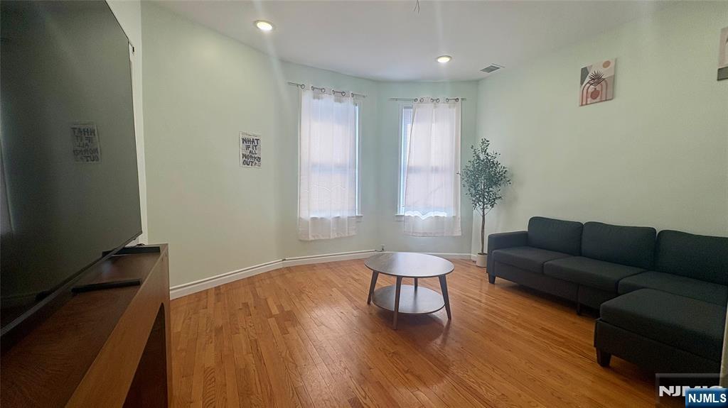 261 Maple Street, Unit 2 Kearny, NJ 07032 - Photo 4 of 14