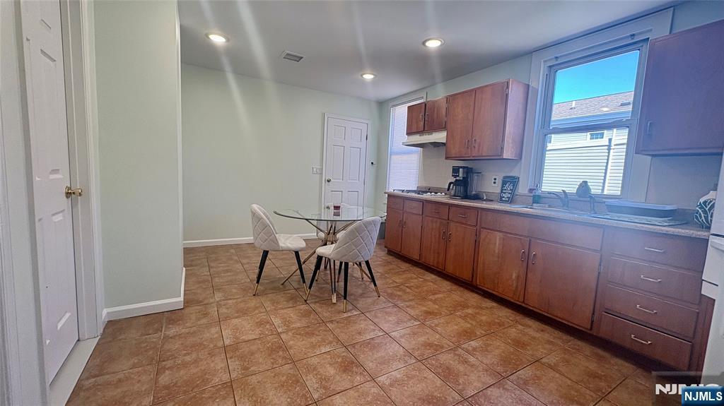 261 Maple Street, Unit 2 Kearny, NJ 07032 - Photo 6 of 14