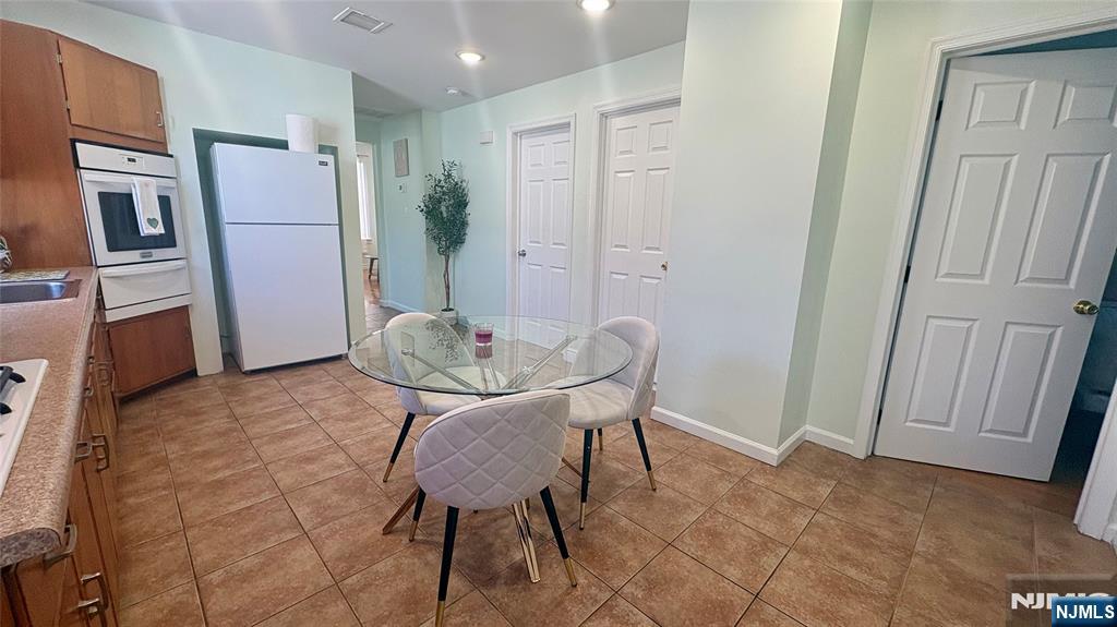 261 Maple Street, Unit 2 Kearny, NJ 07032 - Photo 7 of 14