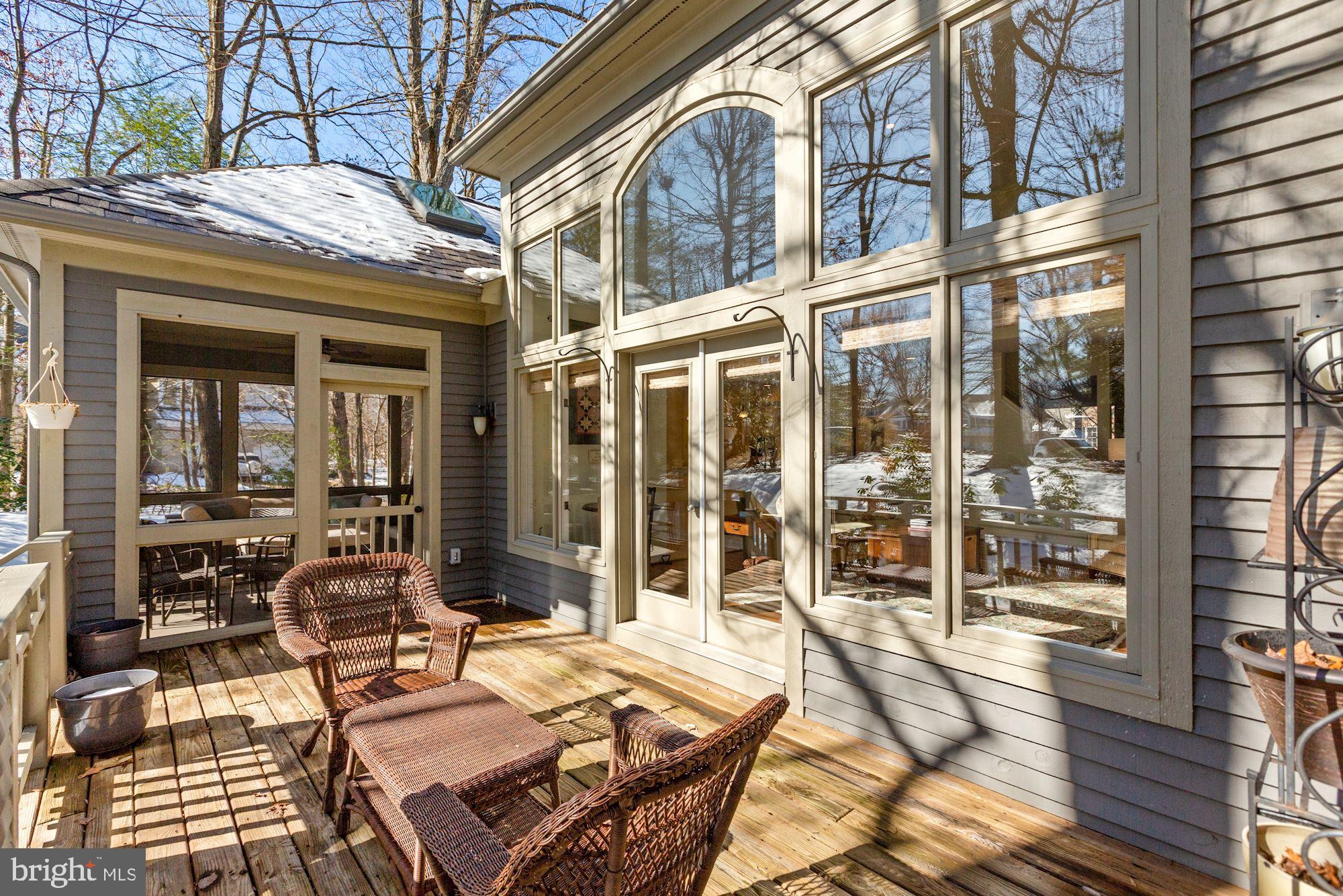 11331 Woodbrook Lane Reston, VA 20194 - Photo 14 of 43 Private deck accessed from Porch and FR