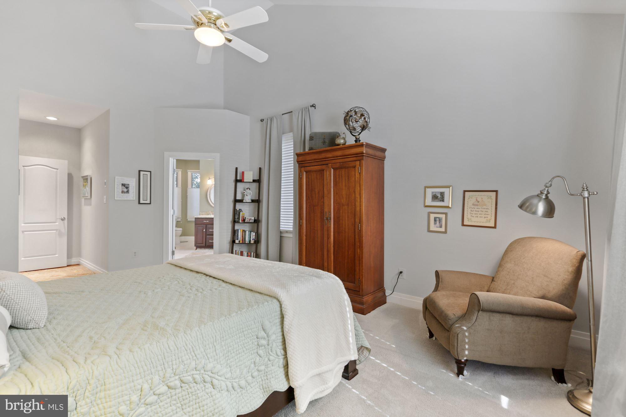 11331 Woodbrook Lane Reston, VA 20194 - Photo 23 of 43 Spacious Master Bedroom with so many windows