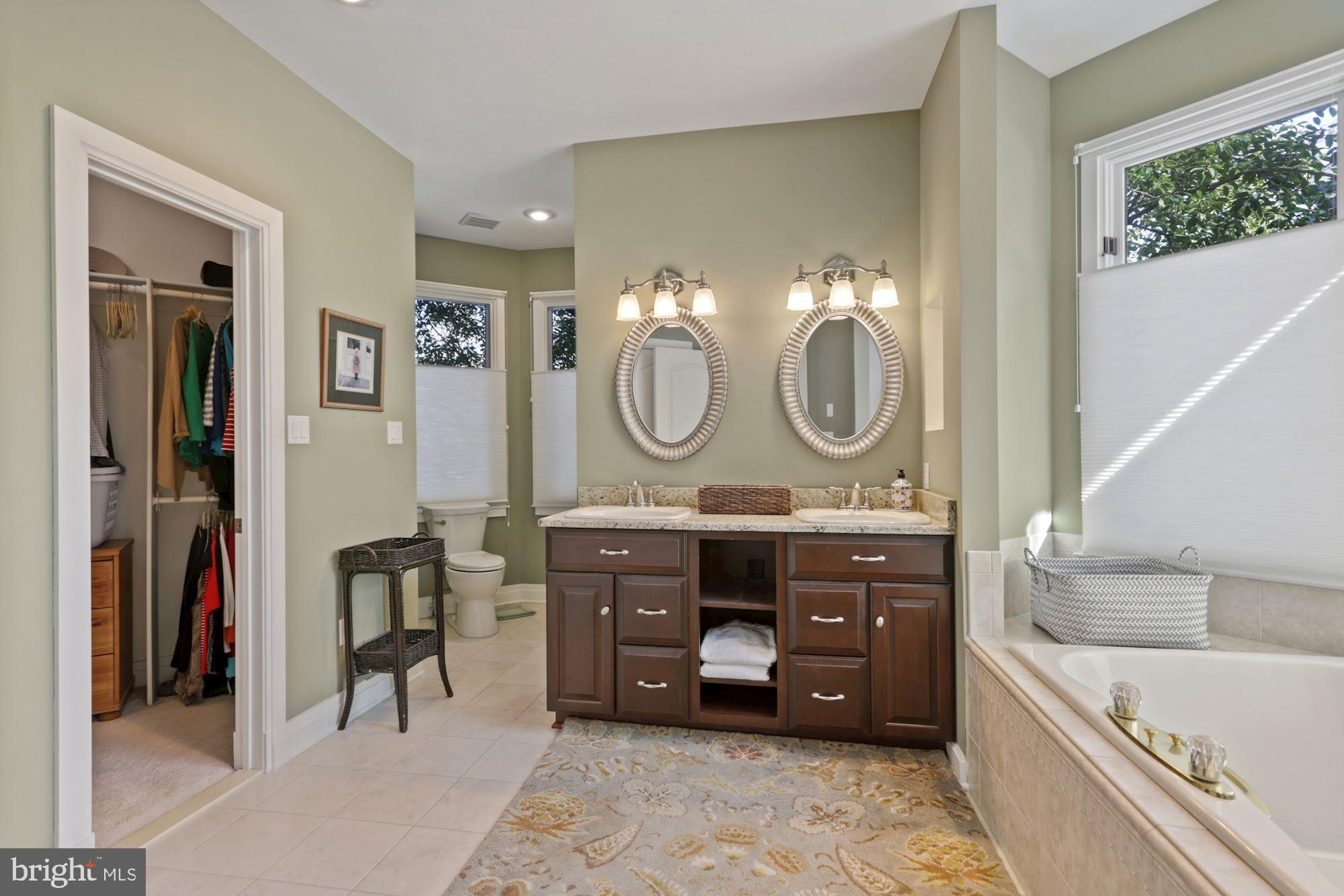 11331 Woodbrook Lane Reston, VA 20194 - Photo 24 of 43 Luxury Master Bathroom has jetted soaking tub