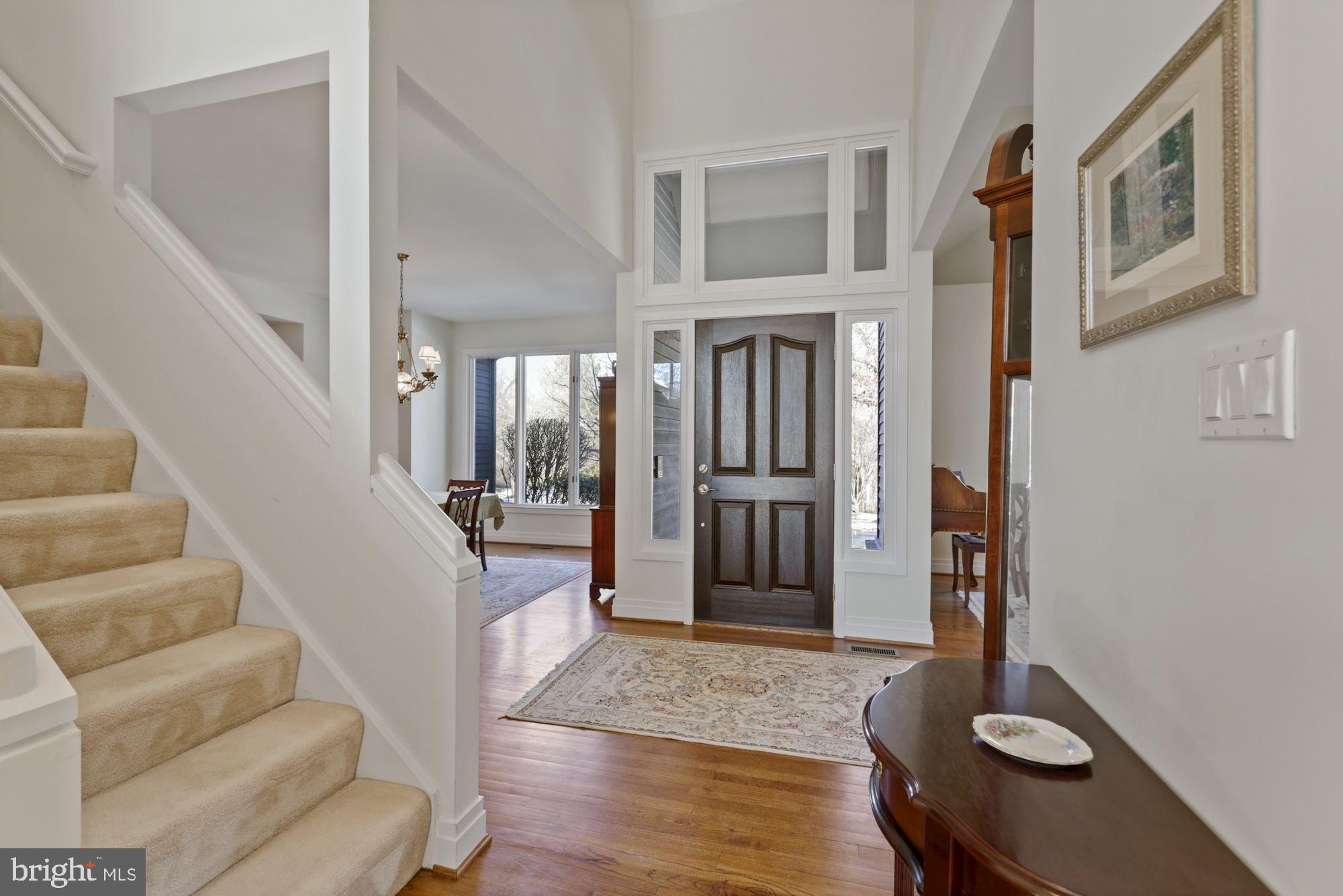 11331 Woodbrook Lane Reston, VA 20194 - Photo 27 of 43 Stairs to the Upper Level