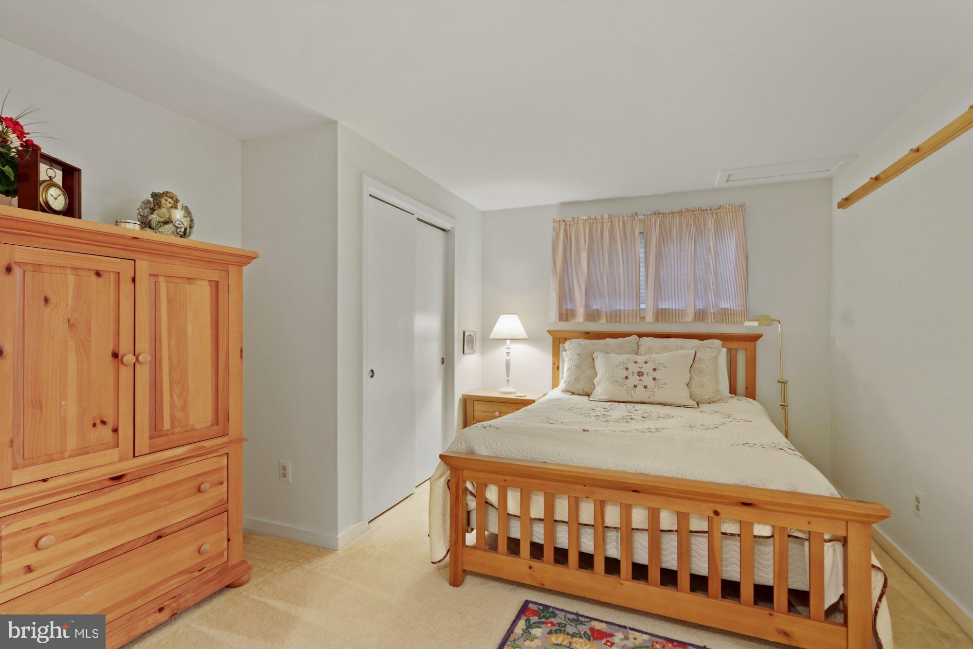 11331 Woodbrook Lane Reston, VA 20194 - Photo 37 of 43 Lower lvl Den can be used as Au pair or In-law ste