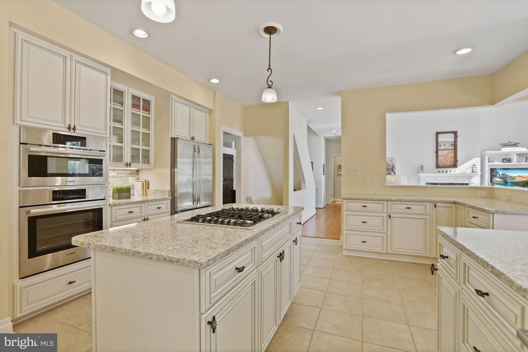 11331 Woodbrook Lane Reston, VA 20194 - Photo 9 of 43 So much counter space with fabulous Quartz